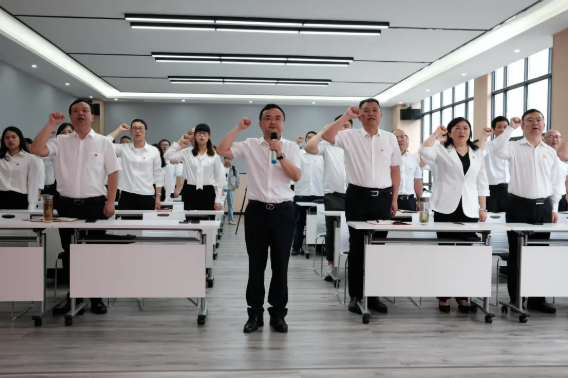 慶祝建黨100周年系列活動(dòng)(二) | “憶入黨初心 擔(dān)時(shí)代使命”——行政黨支部黨員“政治生日”專題活動(dòng)