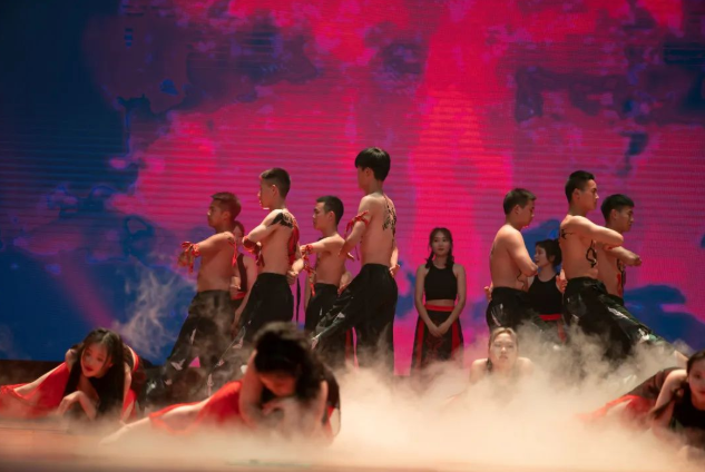 聚散有時 未來可期 | 愿此去前程似錦，再相逢依然如故！