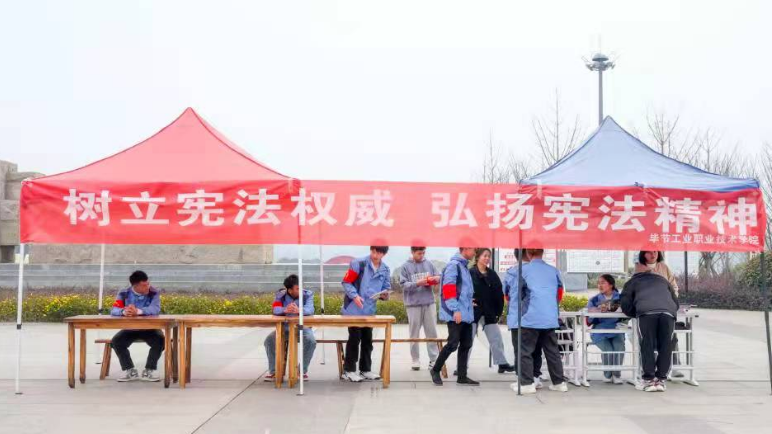 這些優(yōu)秀的育人案例，值得每一位輔導(dǎo)員（班主任）學(xué)習(xí)！