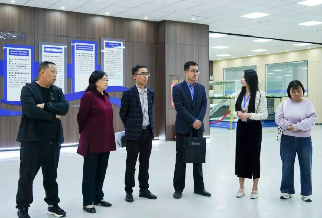 共研共享謀發(fā)展 中高協(xié)同譜新篇——織金縣中等職業(yè)學(xué)校到我校開(kāi)展“中高協(xié)同”工作交流